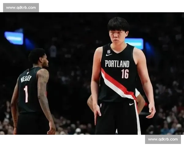 杨瀚森战快船 2 分 1 板引热议：刘维伟护徒，徐静雨呼吁给机会